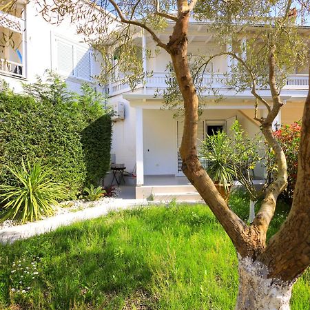Grandstay Villa Perla Resort Durrës Exteriör bild