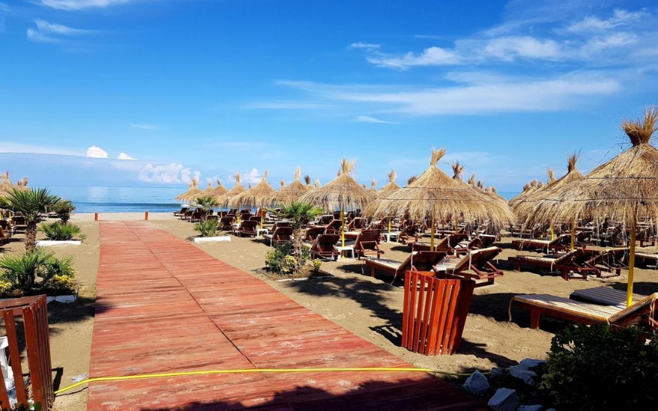 Grandstay Villa Perla Resort Durrës Exteriör bild