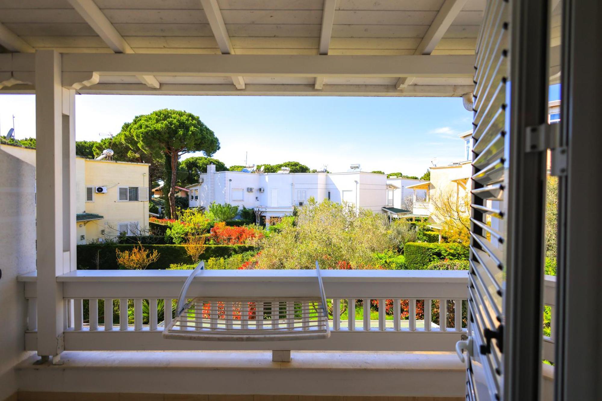 Grandstay Villa Perla Resort Durrës Exteriör bild