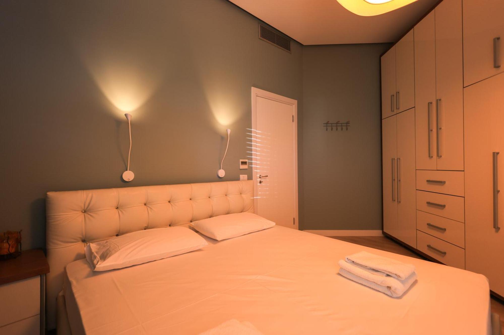 Grandstay Villa Perla Resort Durrës Exteriör bild
